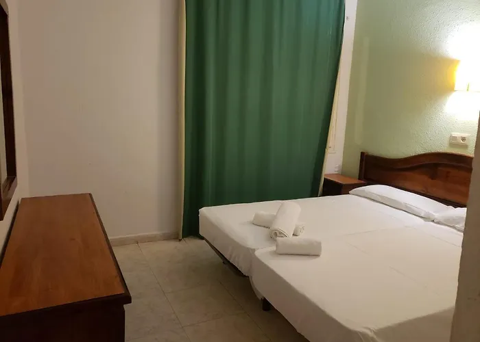 Castella * Льорет-де-Мар