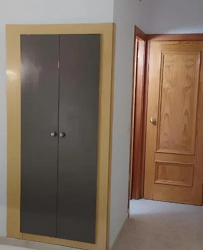 Apartahotel Castella *