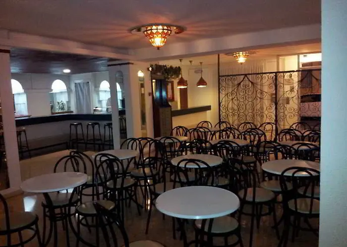 Castella Apartahotel