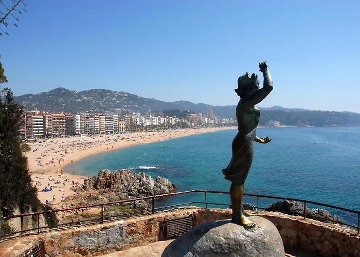 Aparthotel Castella *