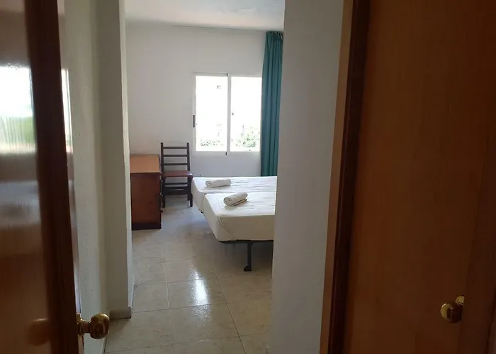 Apartahotel Castella *