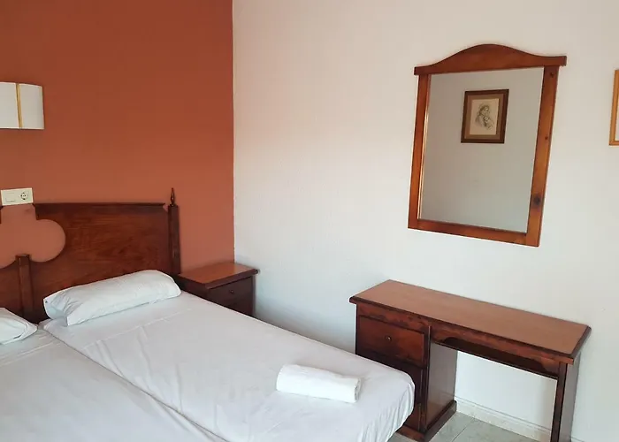 Apartahotel Castella *