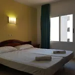 Castella Aparthotel *