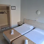Aparthotel Castella