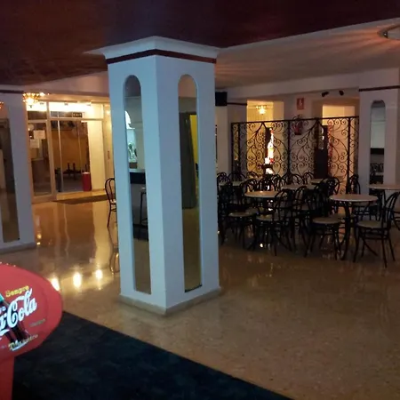 Castella Hotel apartamentowy Lloret de Mar